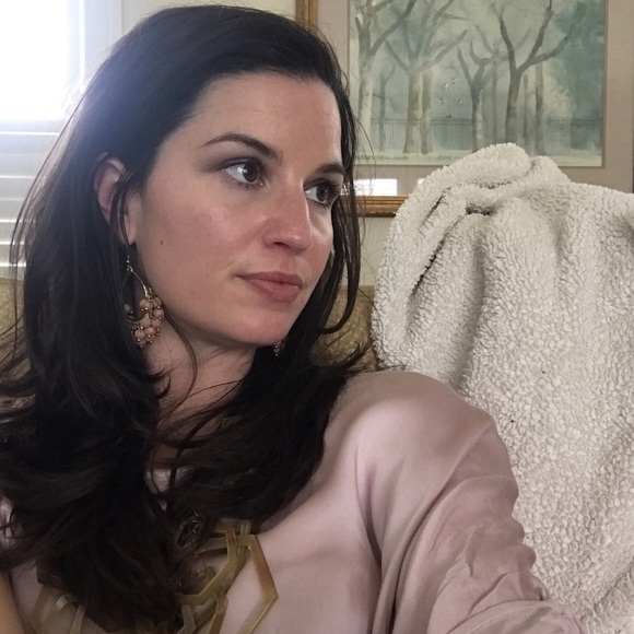 Meet your Posher, Katie - Picture 2 of 2